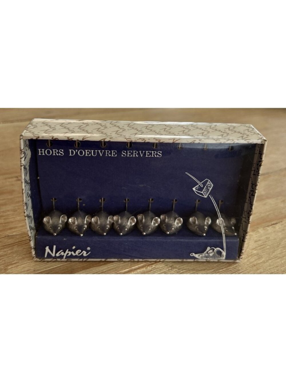 Vintage Napier Mouse Hors D'Oeuvre Servers Set of 8 Cocktail Picks Original Box